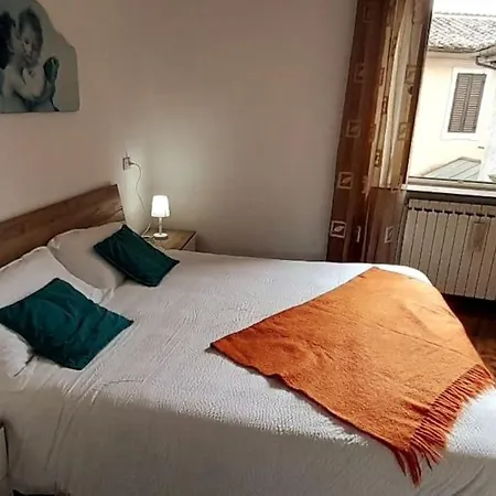 *piazza Italia* Vicino Autostrada*roma 40 Min.* *